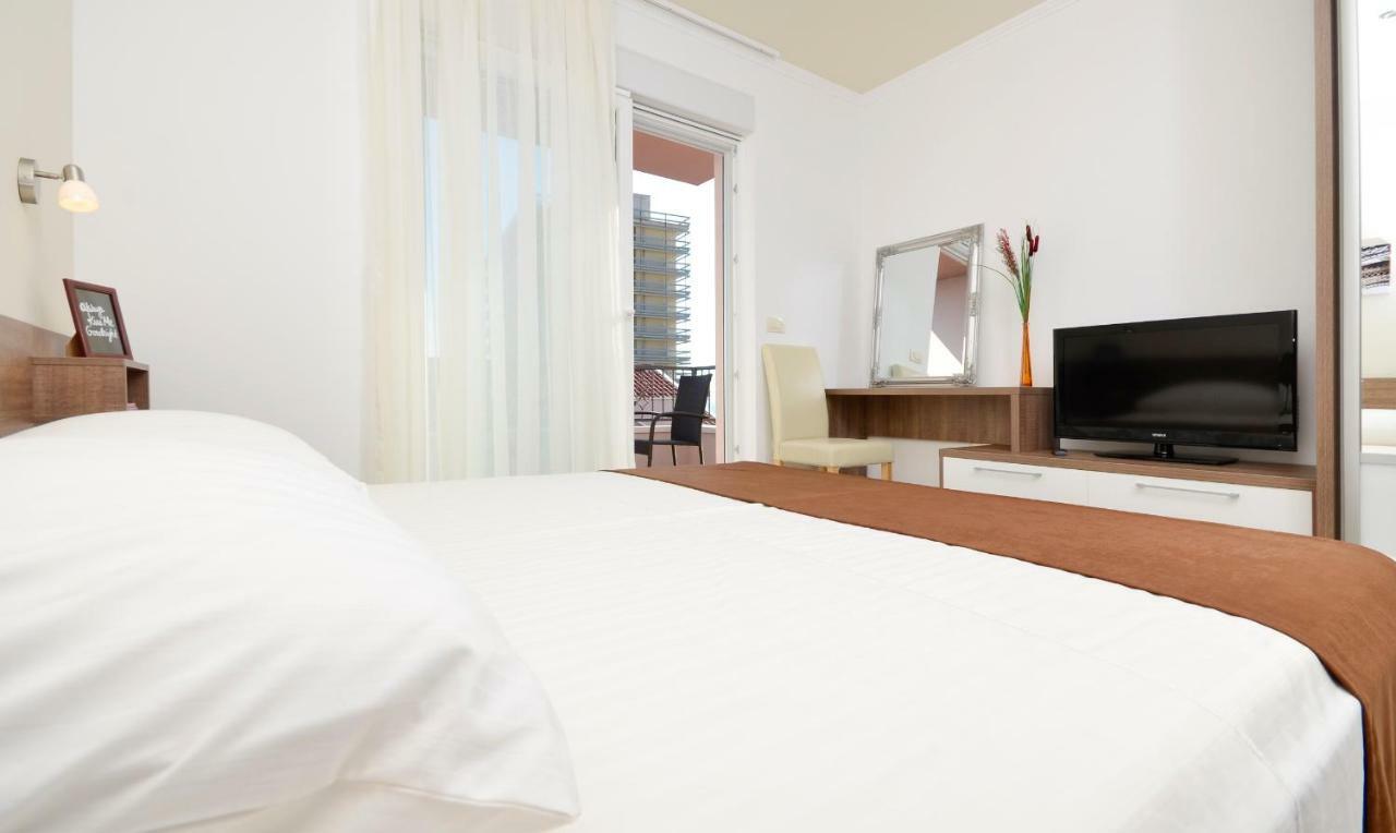 Villa Cavar, Apartments Close To The Beach Makarska Zewnętrze zdjęcie